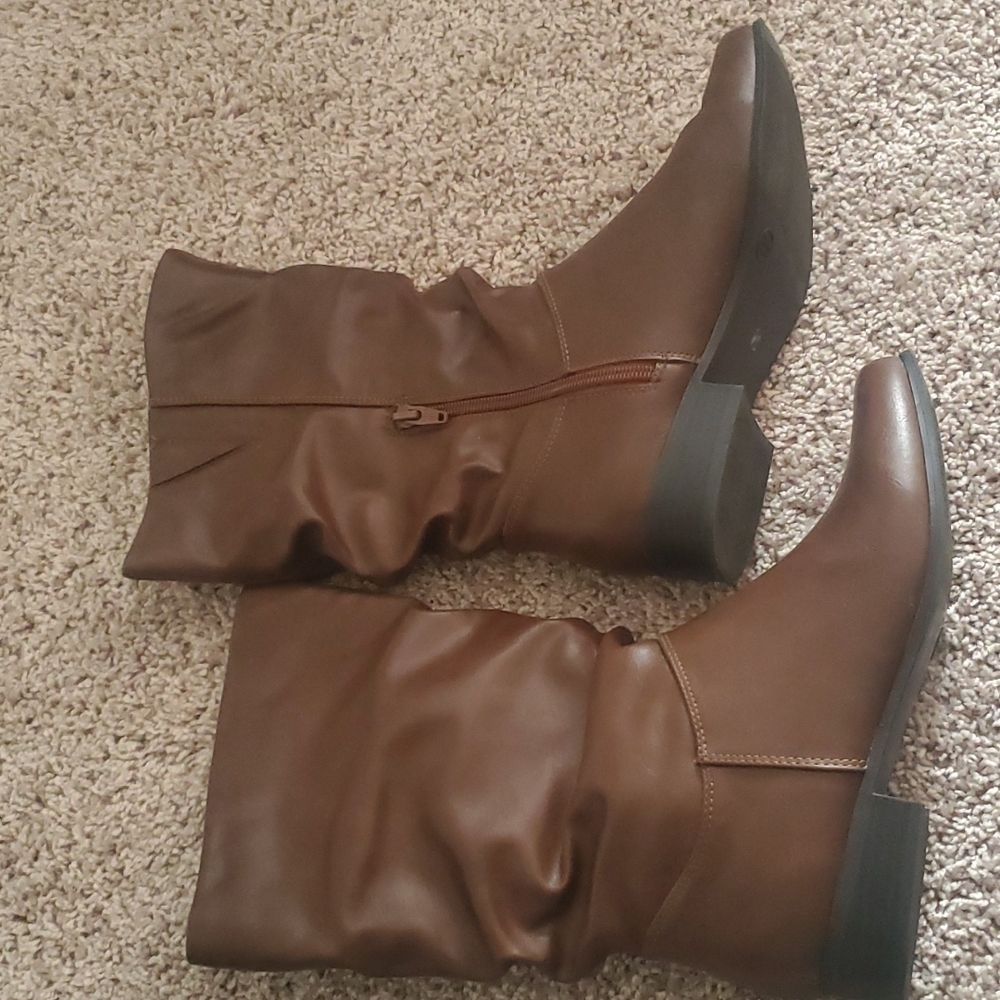 Women's boots
